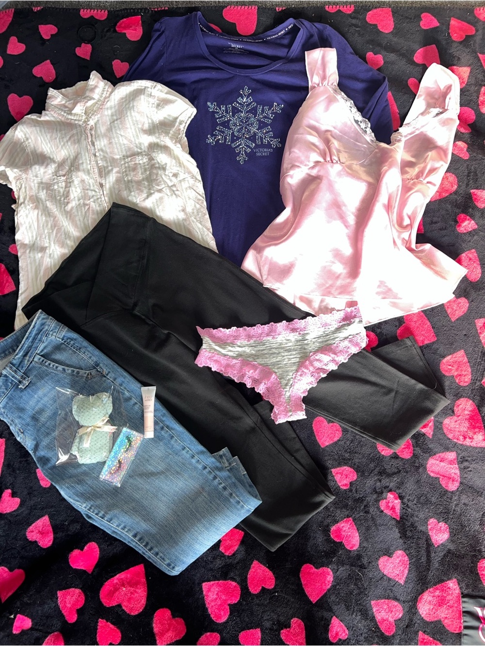 Large Bundle #829 (9 pieces)